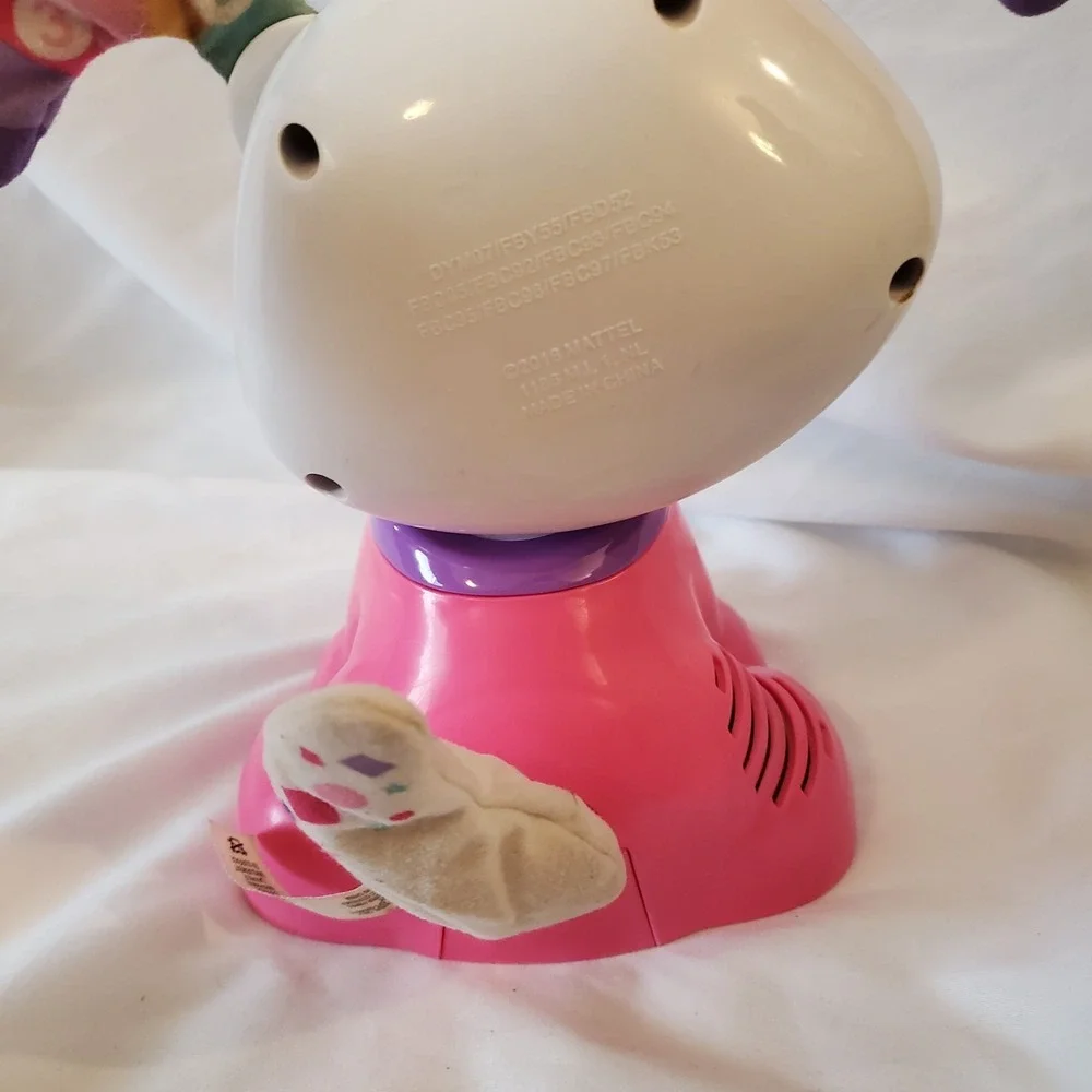 Fisher-Price Bright Beats Dance & Move Pink Beat Bow Wow Light Up Puppy DYM07